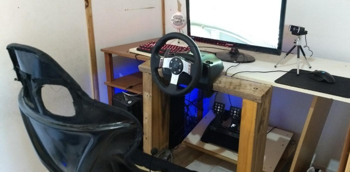 El simRacer que sueña con ser piloto