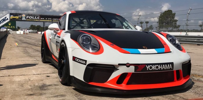 UN ARGENTINO PRUEBA EN SEBRING