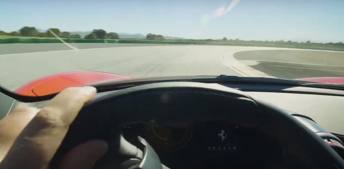 La Ferrari F8 Tributo desde adentro