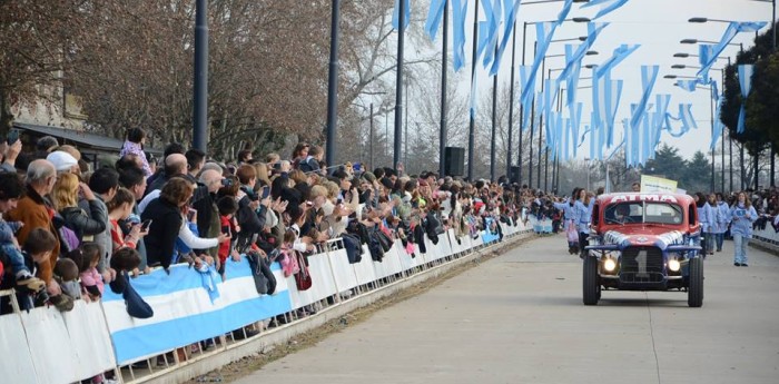 "La Galera" de los Emiliozzi encabezará el desfile del 25 de mayo 