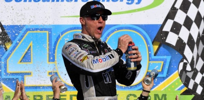 Kevin Harvick ganó la Nascar en Michigan