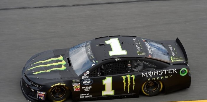 Nascar en Las Vegas triunfo del local Kurt Busch