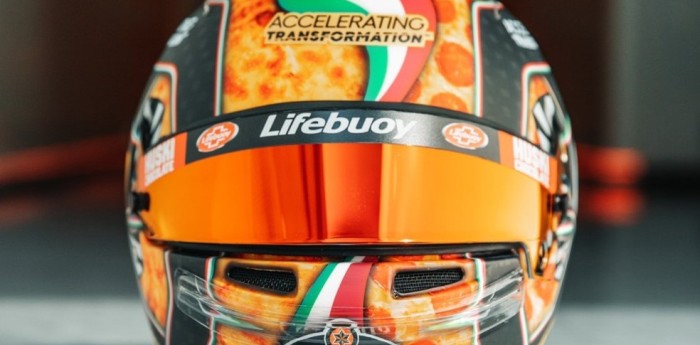 Varios pilotos con cascos personalizados en el GP de Italia