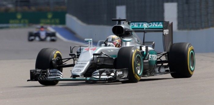 Hamilton vuelve a ser el mejor