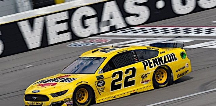 Nascar en Las Vegas: Logano ganó como un Campeón