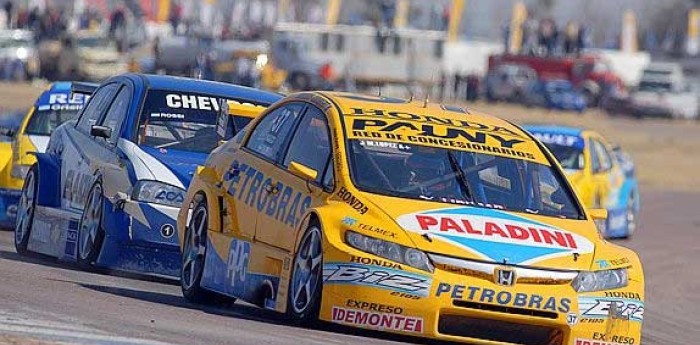 A 13 años de la primera victoria de Pechito López en TC2000