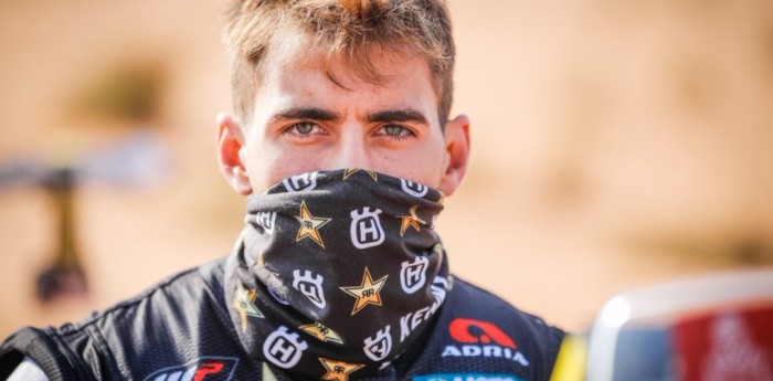 Caída y abandono para Luciano Benavides en el Dakar 2021