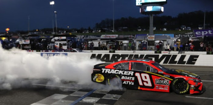 Nascar en Martinsville para Martin Truex