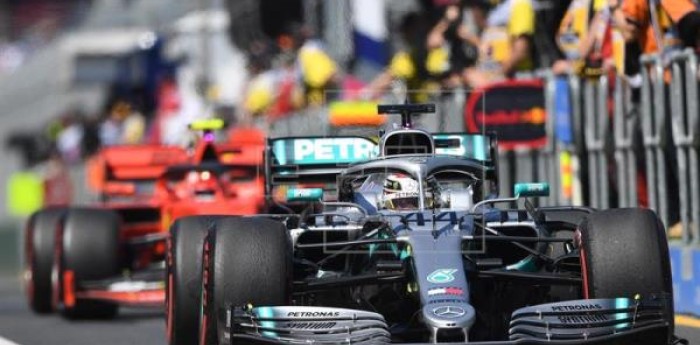 Mercedes confirma problemas en el auto de Hamilton 