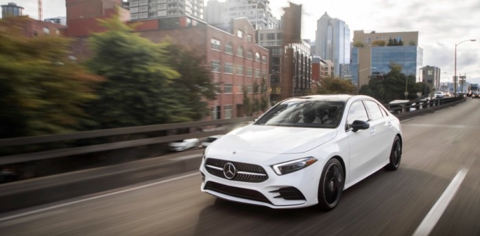 Mercedes-Benz trajo el primer sedán compacto al país: Clase A