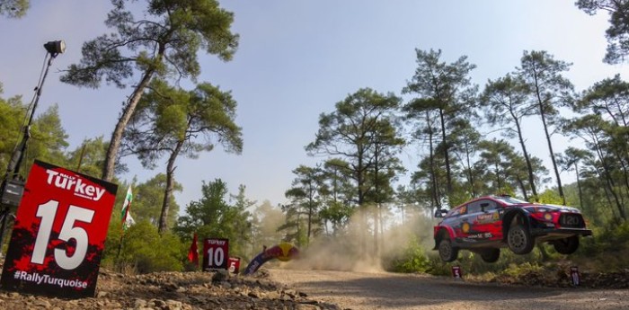 Mikkelsen ganó el primer tramo del Rally de Turquía