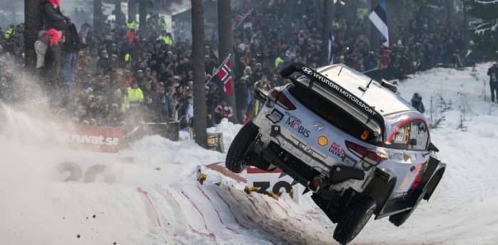 Neuville cerró el sábado volando en Suecia