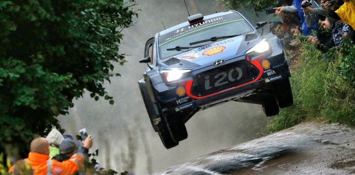 Neuville manda en Polonia