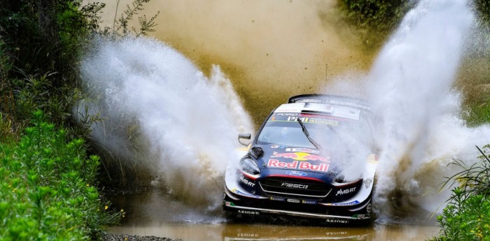 Ogier se acerca a un nuevo título en un gran viernes de Citroën