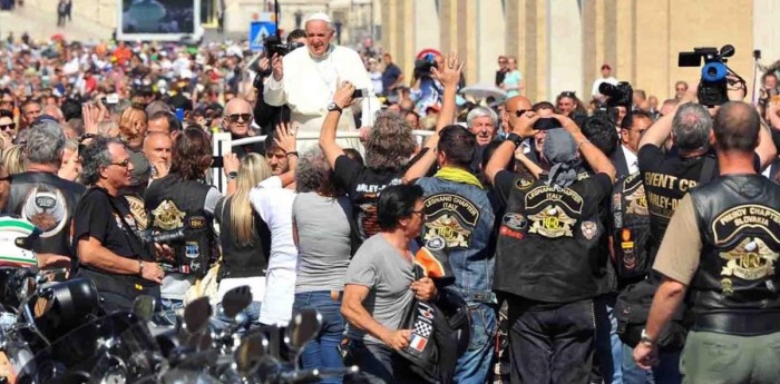 Pilotos del Moto GP visitarán al Papa Francisco