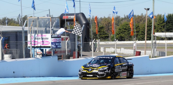 Leonel Pernía es el segundo piloto más ganador con Renault