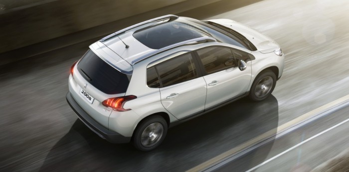 Peugeot renueva el 2008: más seguridad y caja automática de 6ª