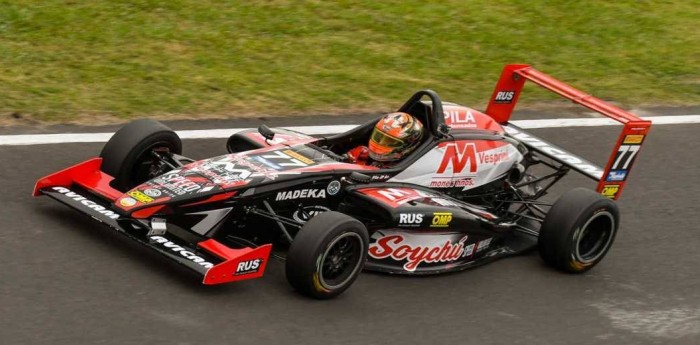 Pilo ganó por primera vez en la Fórmula 2.0 Renault