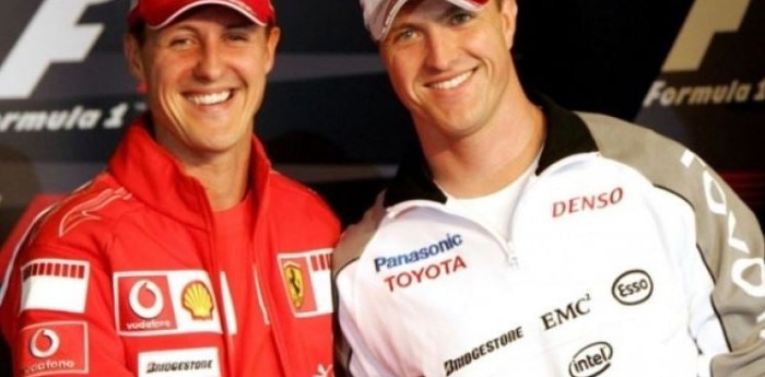 Para Ralf Schumacher es "vergonzoso" que Hamilton no haya firmado