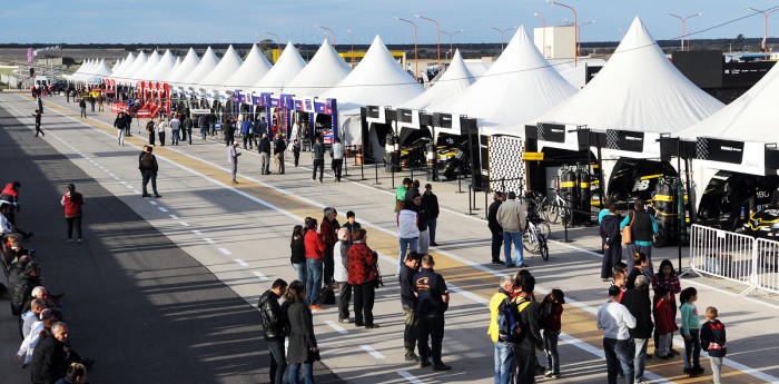 La hinchada del TC