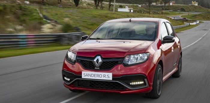 Renault presentó el renovado deportivo Sandero R.S.