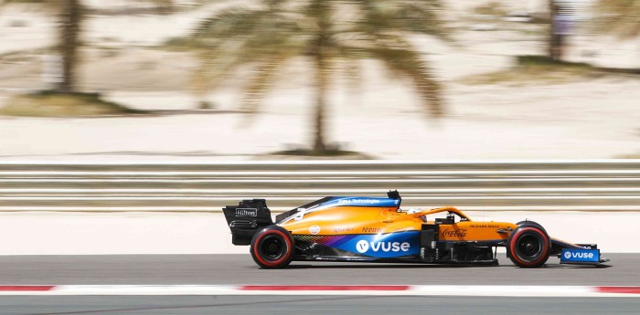 Ricciardo arriba en la mañana de Bahréin; Alonso segundo