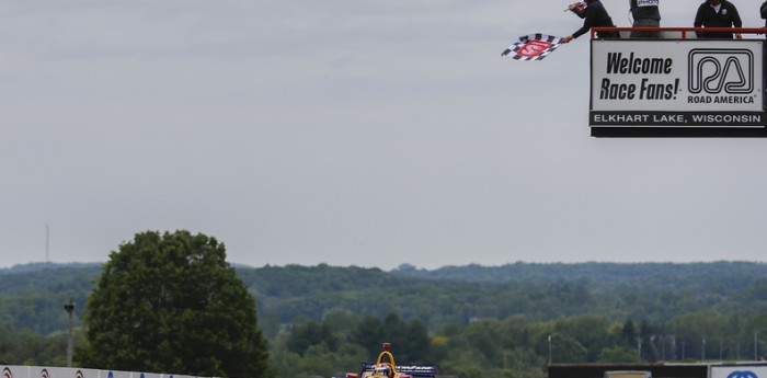 Alexander Rossi ganó en IndyCar