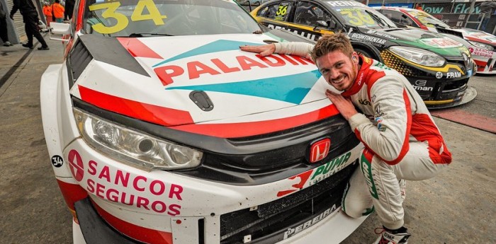 Rosso a bordo del Honda del TCR South America