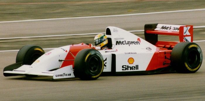 Subastan un auto de Fórmula 1 que usó Ayrton Senna
