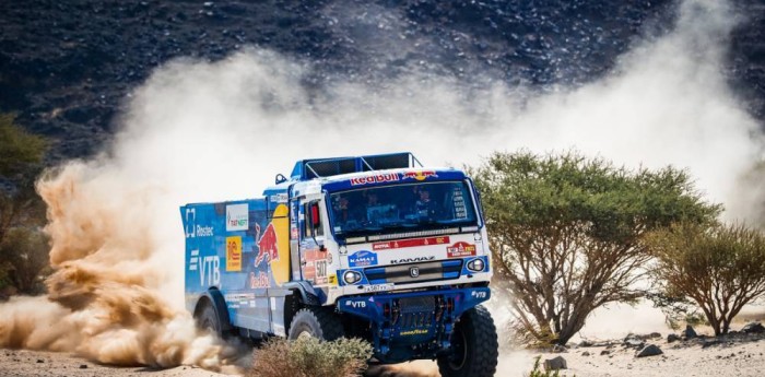 Domzala y Sotnikov cerraron la cuarta etapa del Dakar 2021