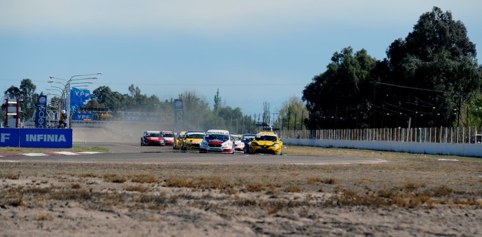 Tres excluídos en el sprint del TC2000 en Mendoza