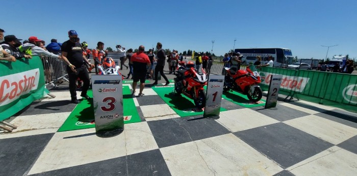 Juan Manuel Solorza se quedó con la final del Superbike 1000