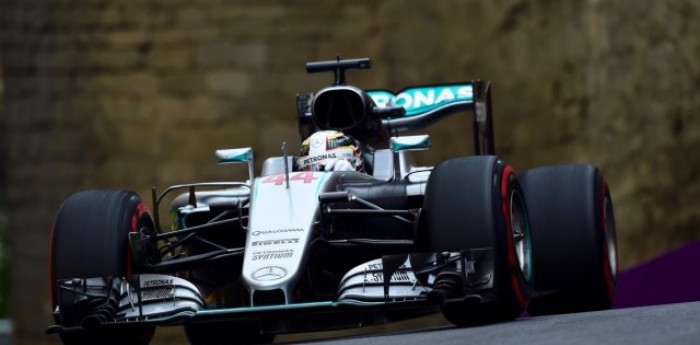 Hamilton a paso firme