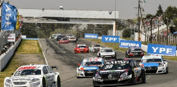 A bordo: El polémico toque en la segunda final de Top Race