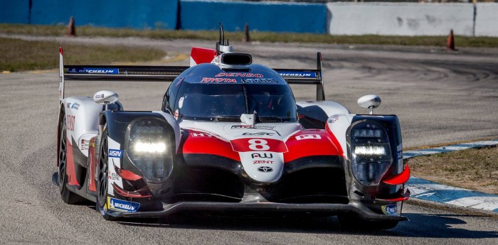 Toyota arrancó con doblete en Le Mans