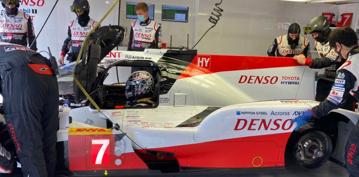 El Toyota N°7 está al frente con Kobayashi al volante