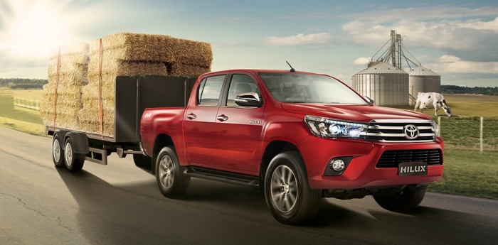 La Hilux casi duplica a su escolta en ventas