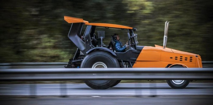 El tractor más rápido del mundo