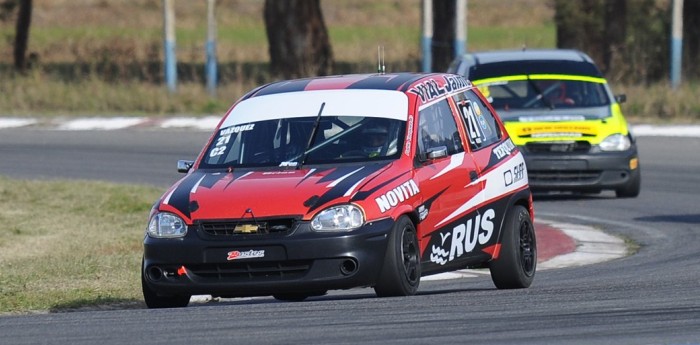 Pablo Vázquez dominó en clase 2 del Turismo Pista