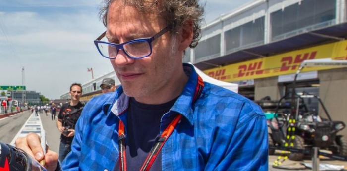 Villeneuve cuestiona a Hamilton