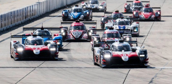 Pechito López está tercero a mitad de carrera en Nürburgring