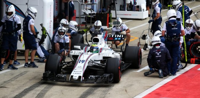 Williams demoledor en los boxes de Silverstone