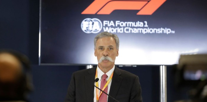 Chase Carey dona un millón de dólares