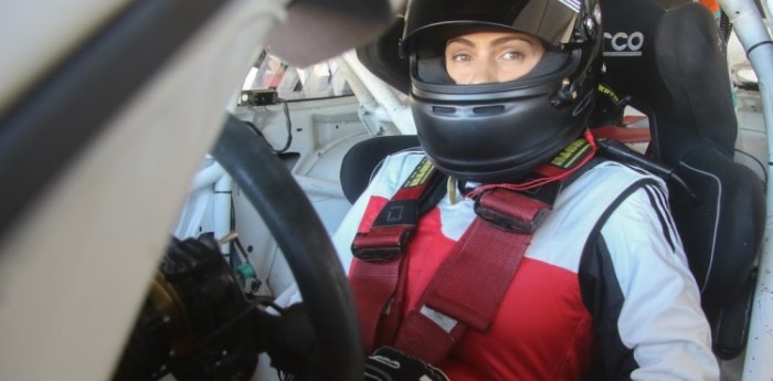 Ianina Zanazzi y el primer contacto en pista con el auto