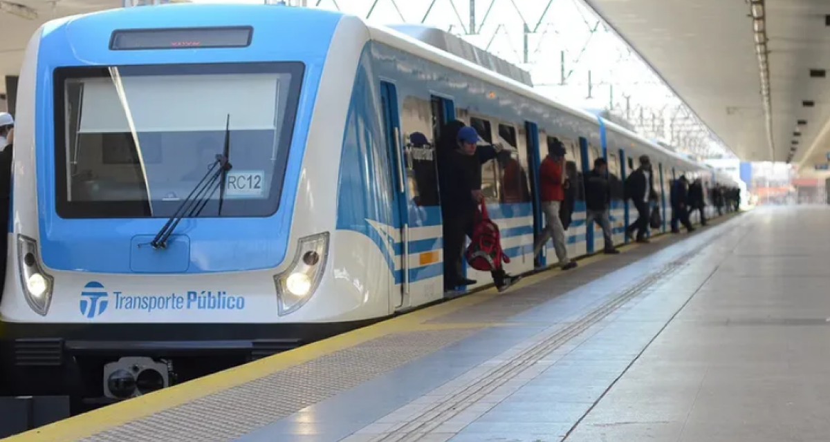 Tren Sarmiento: demoras durante el jueves y servicio reducido el domingo