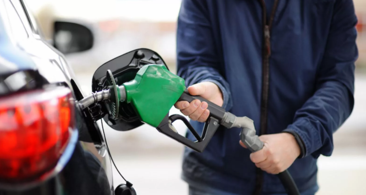 Aumento en el combustible a partir de mayo: ¿Cuánto costará cargar nafta y gasoil en CABA?