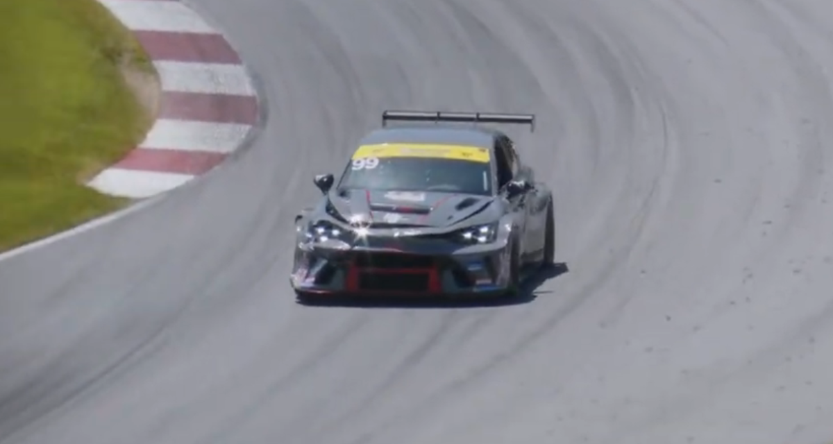 Michelin Pilot Challenge: un golpe provocó el abandono de Franco Girolami en Mid-Ohio