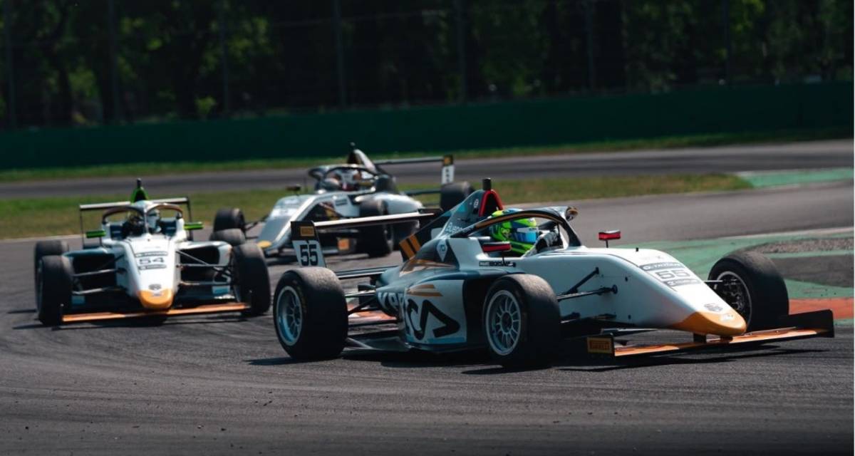 F4 Italiana: los pilotos del Alpha 54 Racing cerraron la actividad en Monza