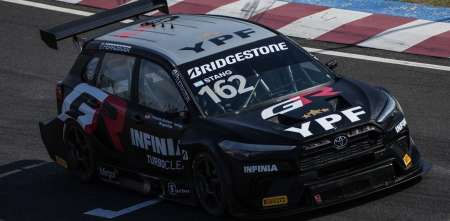 Stang: “Estoy súper contento de estar en la renovación del TC2000 con un auto tan lindo”