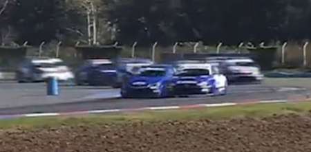 TC2000: la espectacular maniobra que le dio el triunfo a Ciarrocchi en Rosario